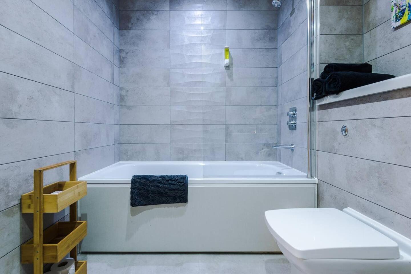 High Reviewed 1-Bed With Parking Central Location ليفربول المظهر الخارجي الصورة